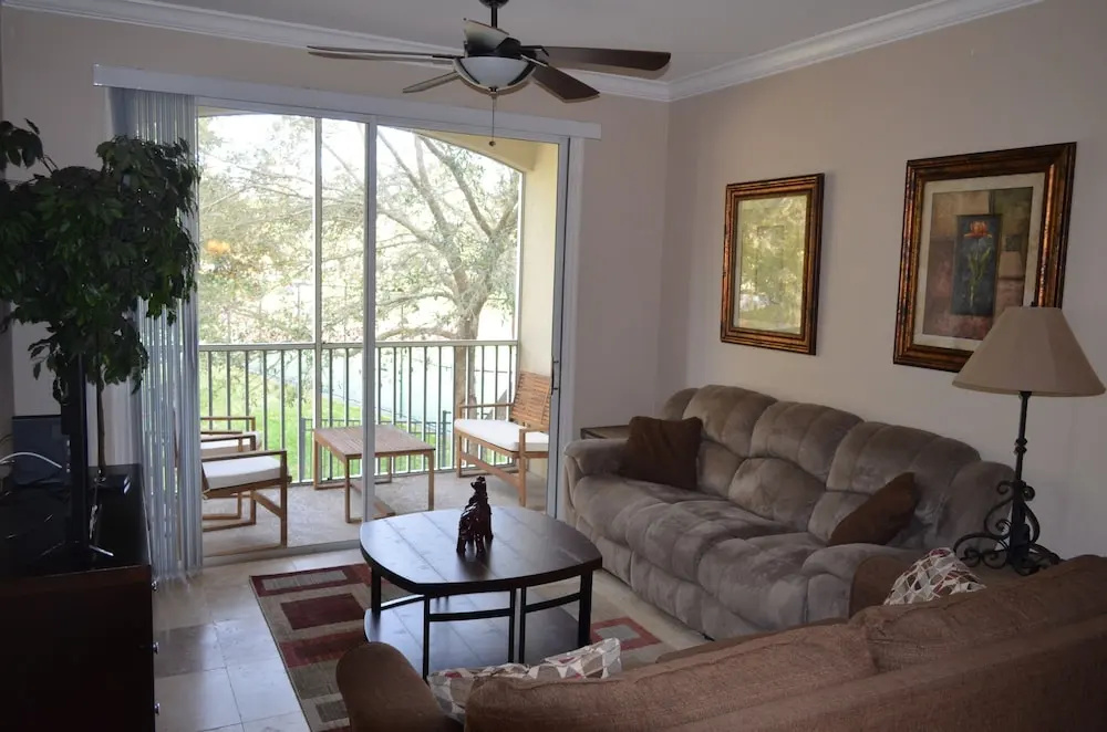Windsor Palms 2303 - 203