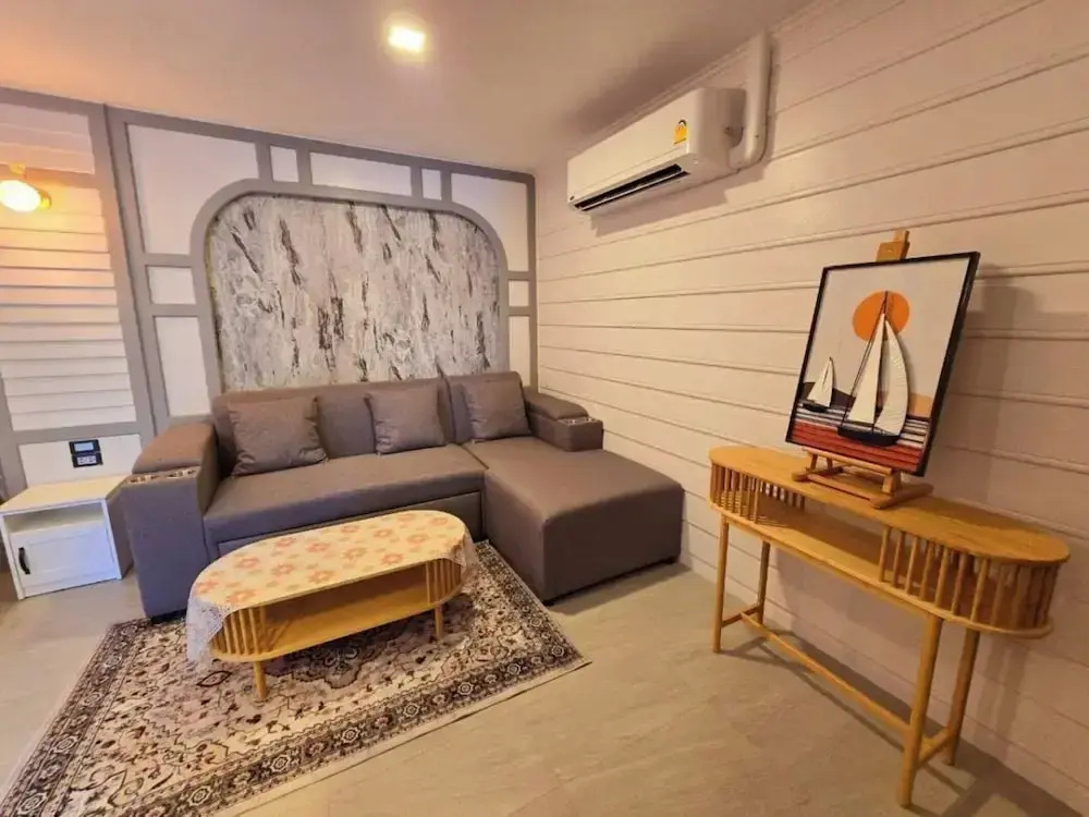 IP PLUS BEACH RESORT Koh Larn