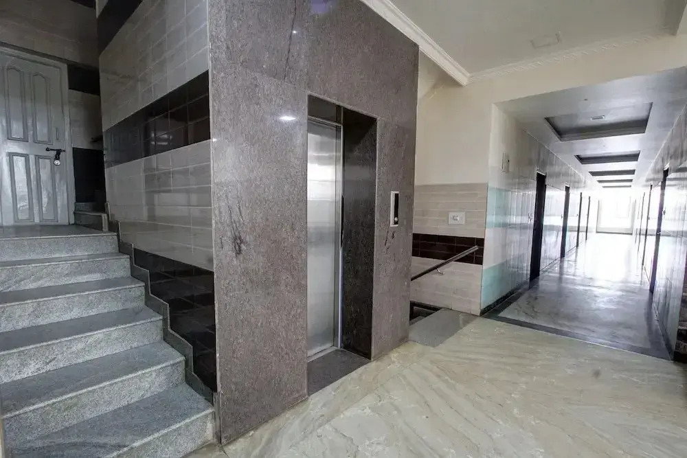 Kruthika Comforts By OYO Rooms