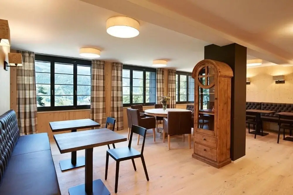 Eiger View Alpine Lodge