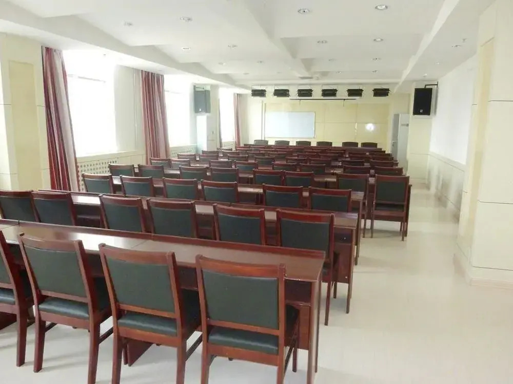Thankyou Hotel Exhibition Center - Linyi