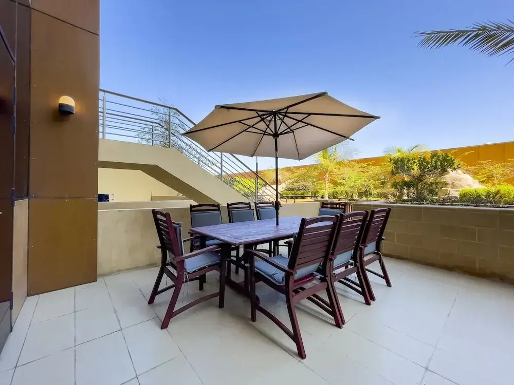 3B-Tiaraaquamarine-505 By Bnbmehomes