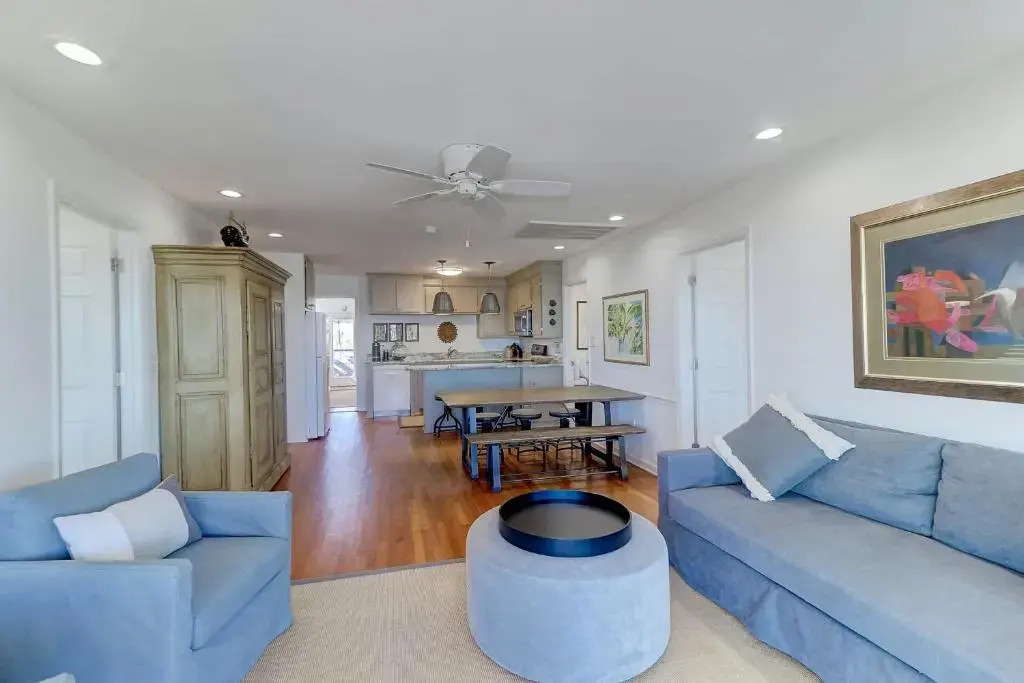 1619 E Ashley - Namastay - Oceanfront - 4 Bedrooms