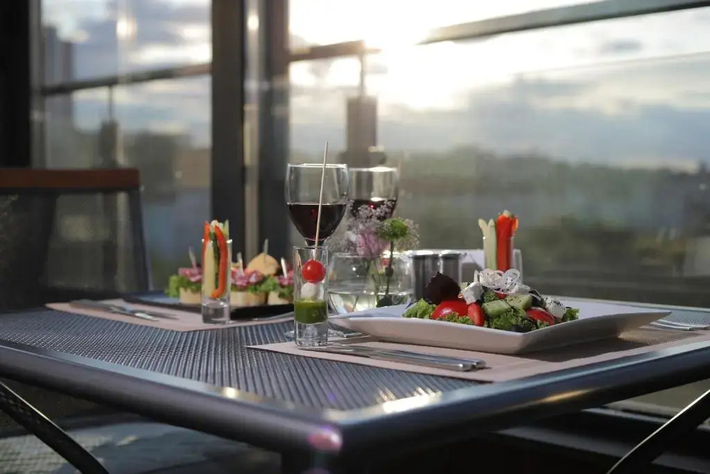 Raziotel Kyiv Yamska