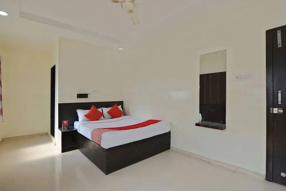 OYO Flagship 23697 Hotel Krishna Palace - new
