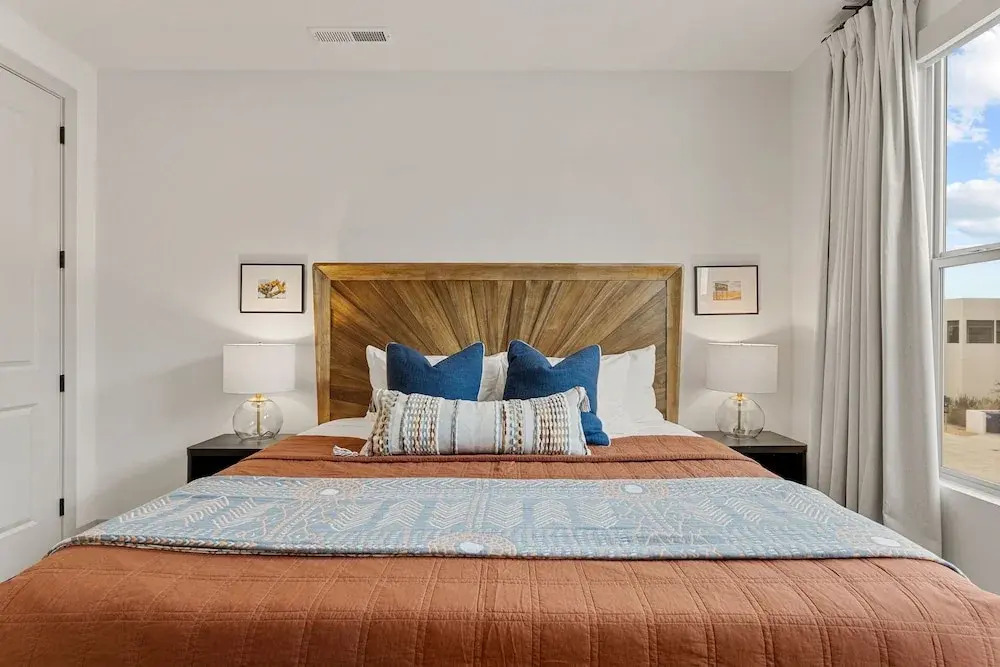 Adventure Central At Desert Color 6 Bedroom Townhouse