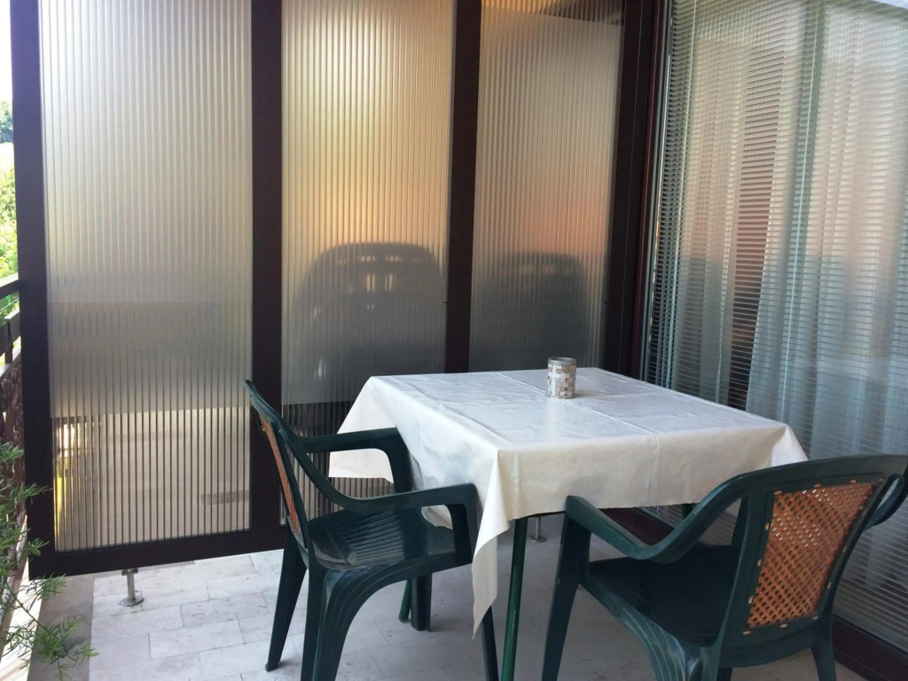 Rooms and apartment Ana