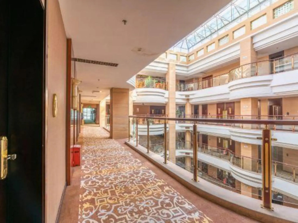 Xuefu Hotel