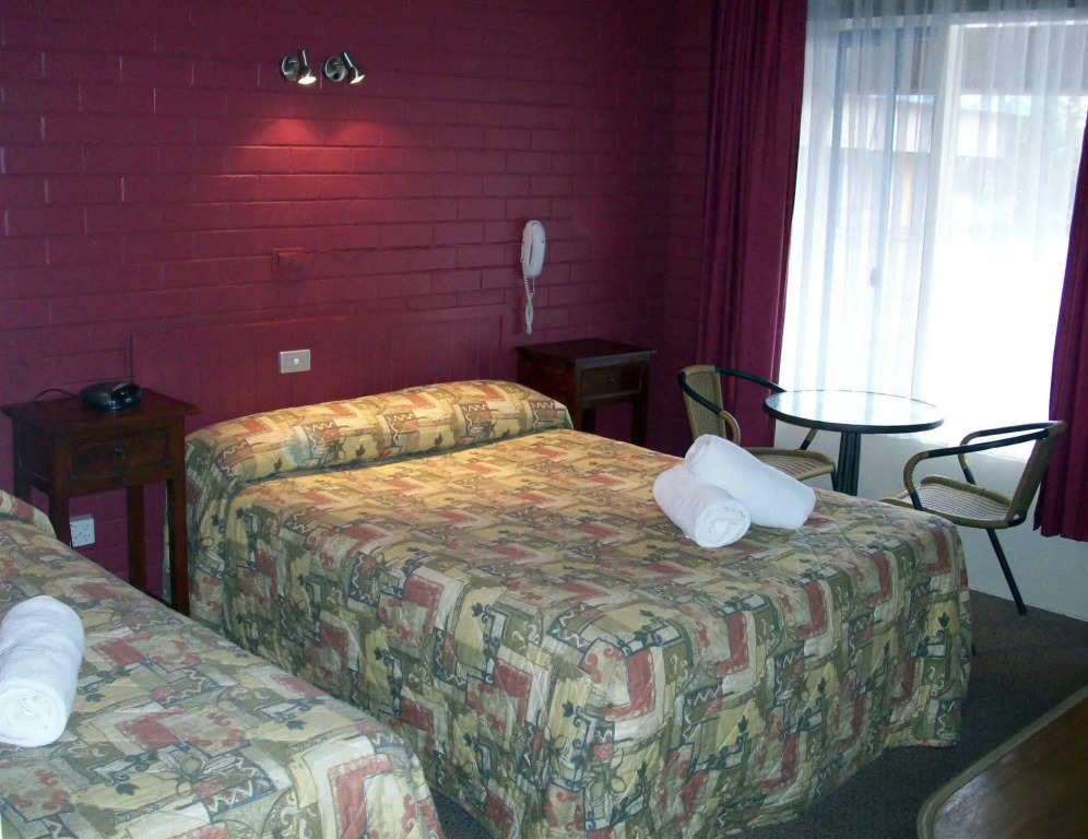 Elm Motel