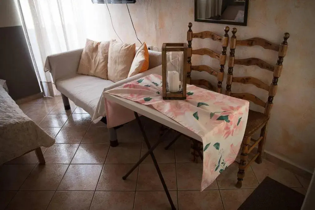 Cosy and Large Studio in Heraklion Crete, Greece
