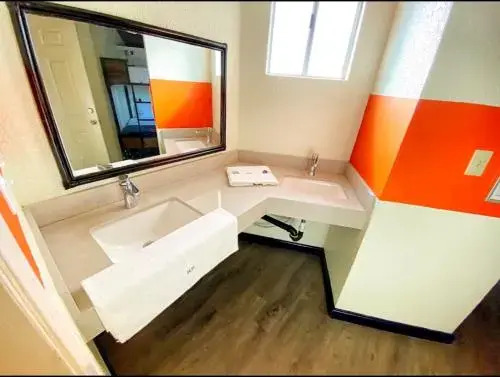 Paris Hostel