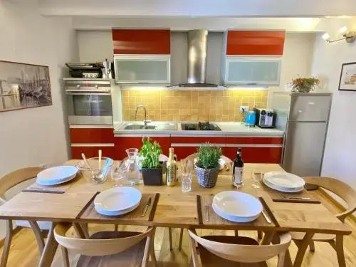 Romantic maisonette