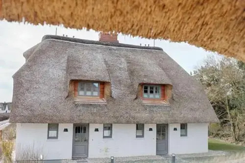 Rantum Dorf - Ferienappartments im Reetdachhaus 2
