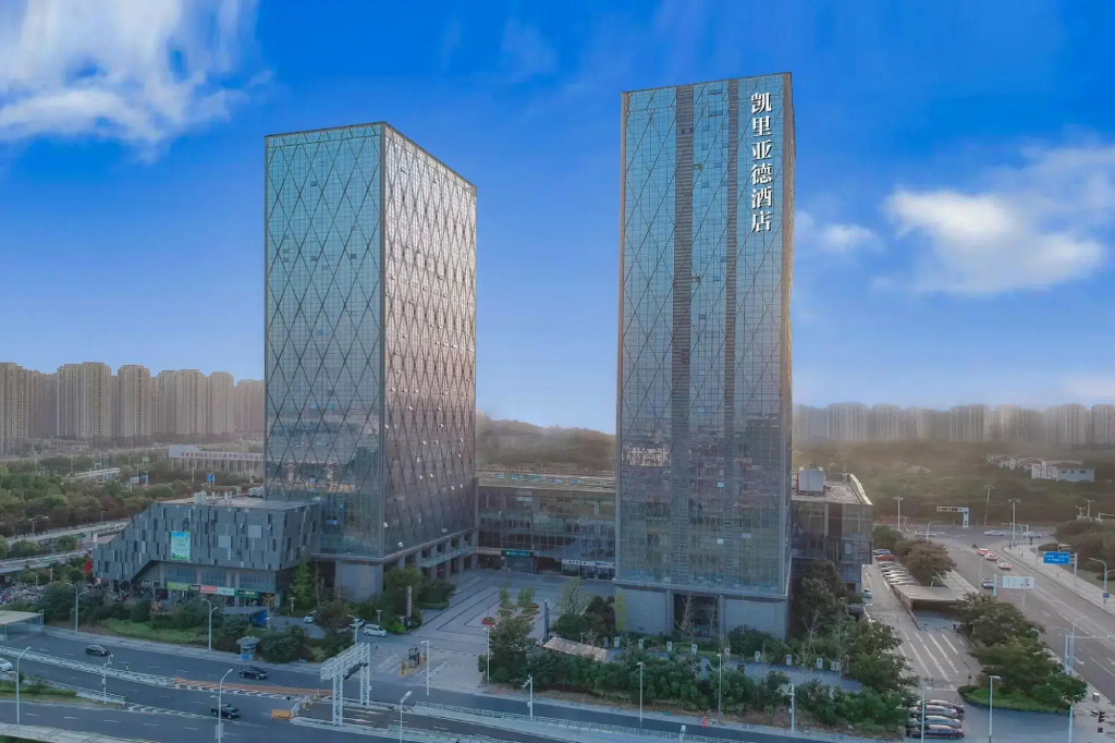 Kyriad Hotel (Xuzhou High-speed Railway Station West Exit)