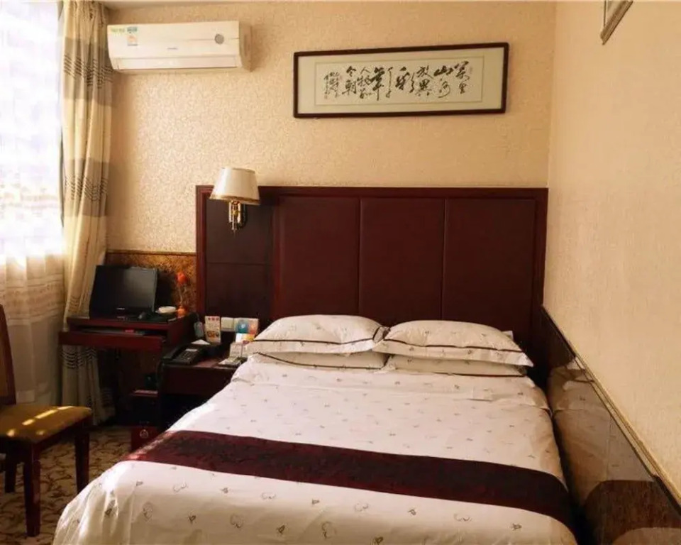 Zhuhai Xinhualian Business Hotel