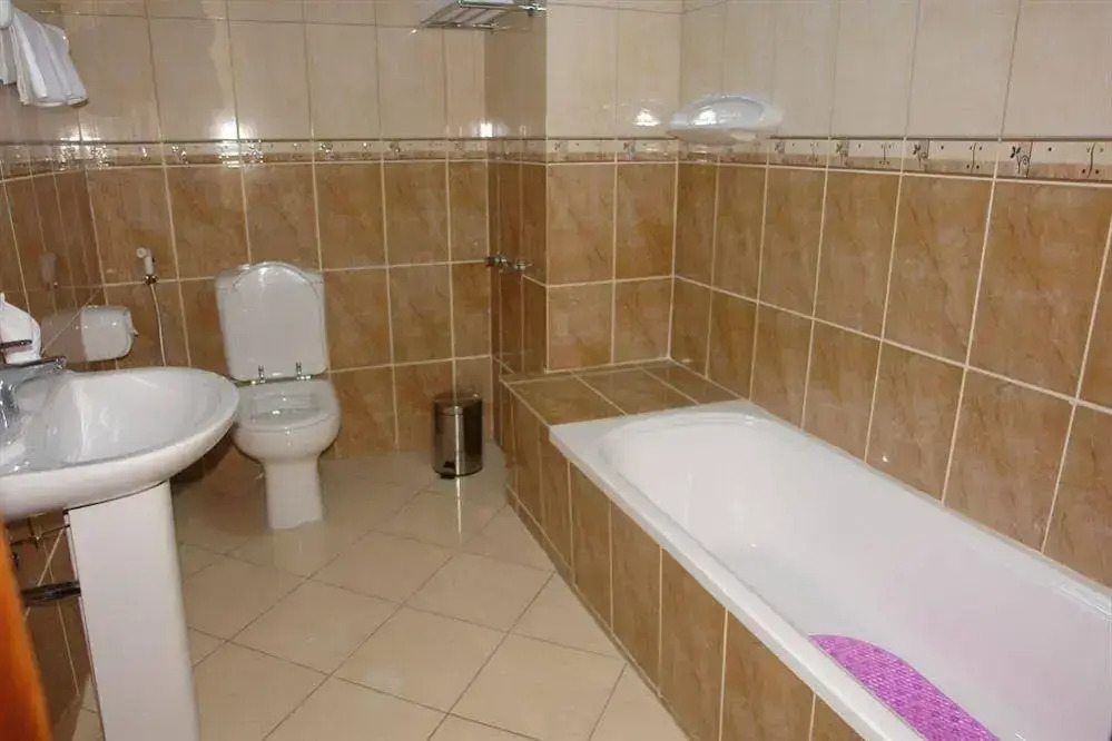 Sarem International Hotel