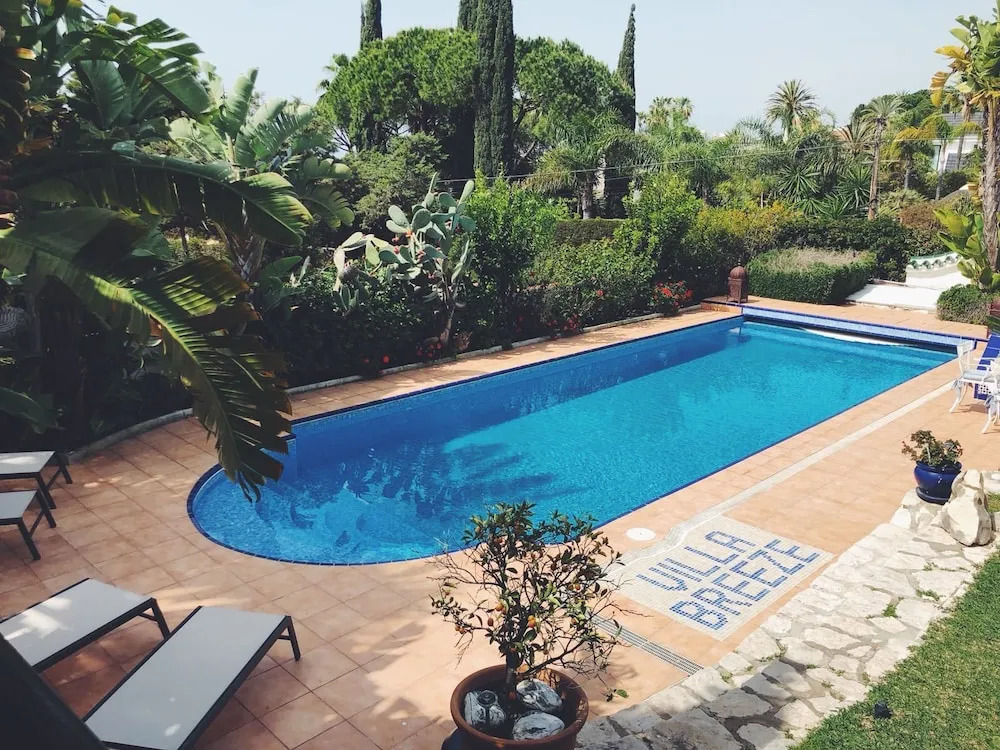 Villa Breeze 