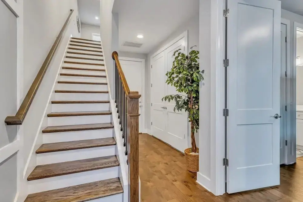 Luxury Townhome With Rooftop Deck Skyline Views