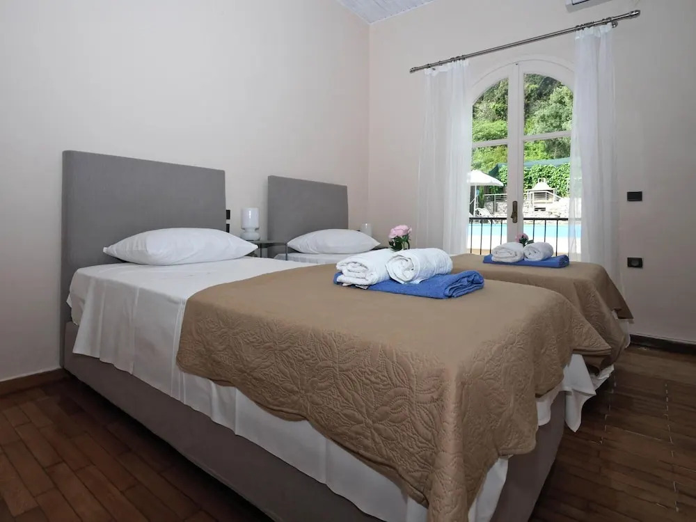Villa Litsa Large Private Pool Walk to Beach Sea Views A C Wifi