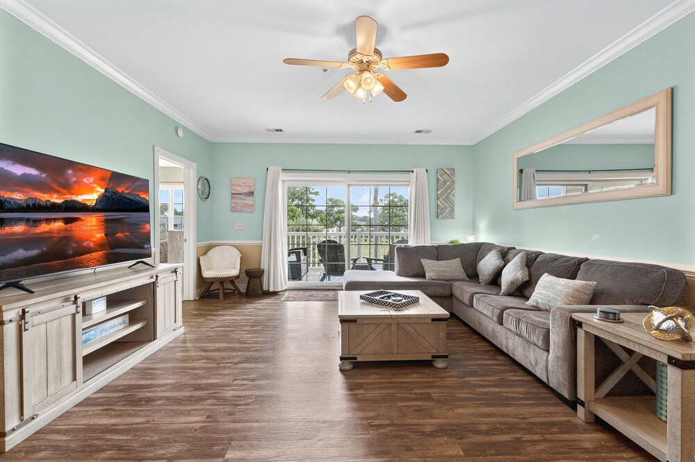 Magnolia Pointe Luster Leaf 4890-303