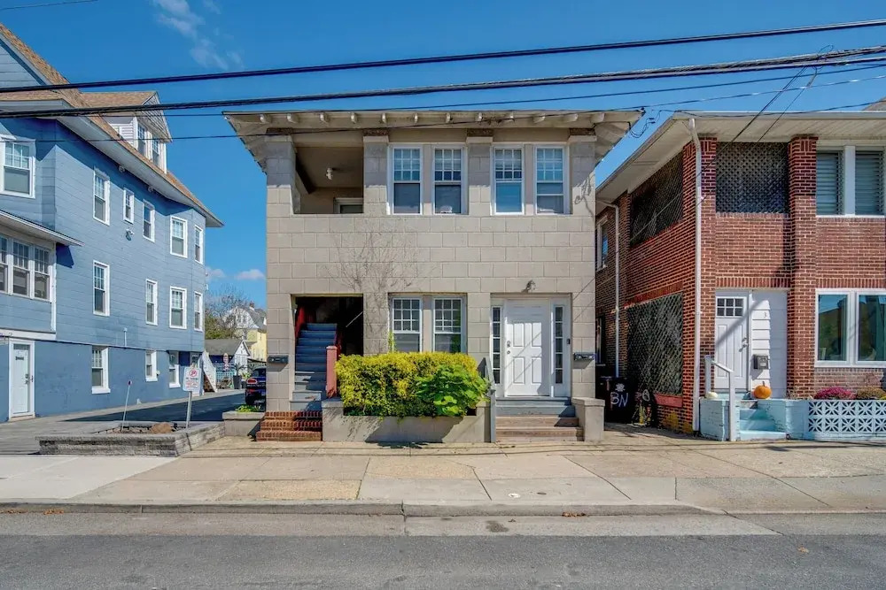 2 Blocks to Beach & Boardwalk: Ventnor City Escape