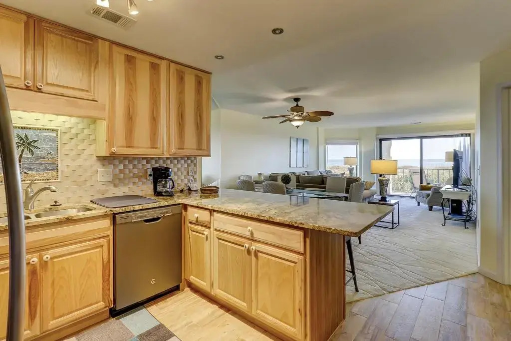 103 Sea Cloisters Oceanfront 2 BR condo