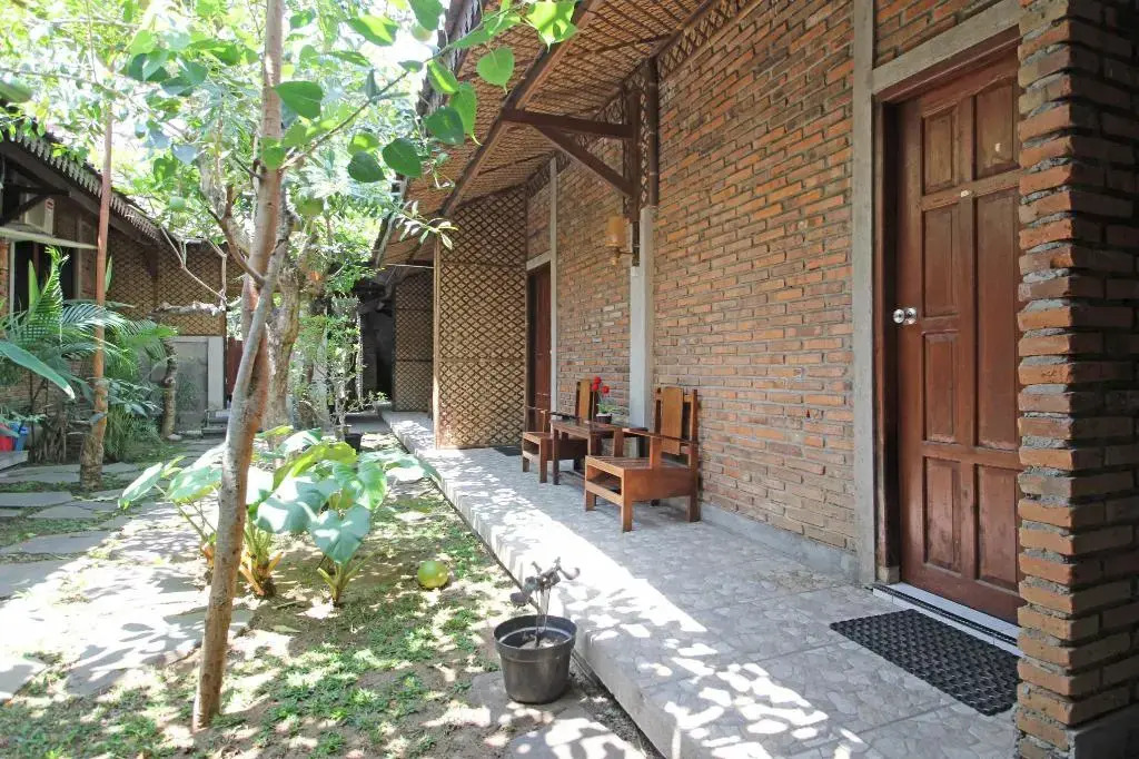 RedDoorz near Borobudur Temple 2