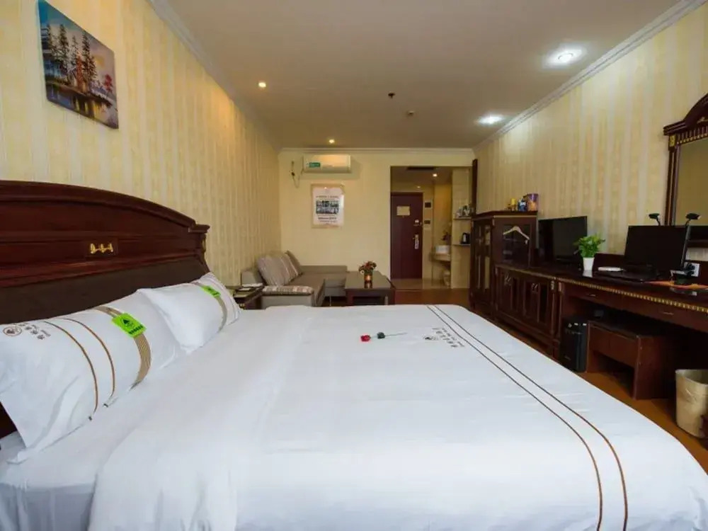 GreenTree Inn Wuhu Fanchang County Anding Road Hotel