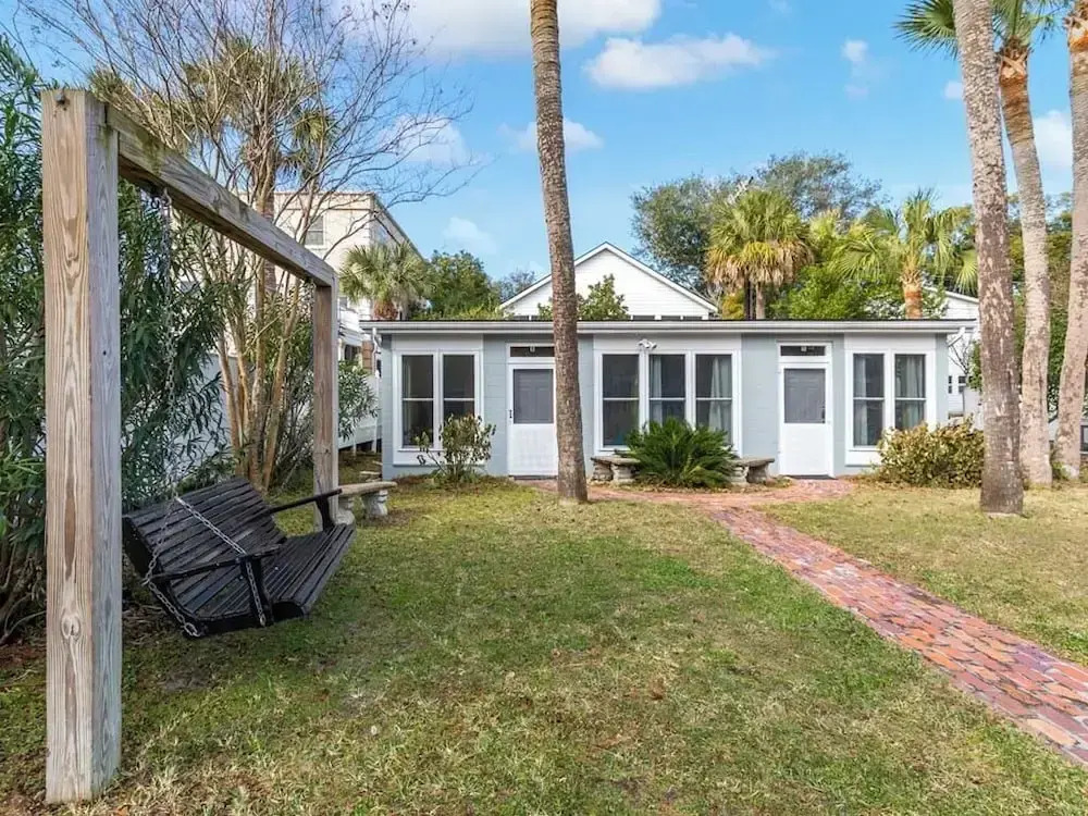 Captains Quarters B by Tybee Vacation Rentals