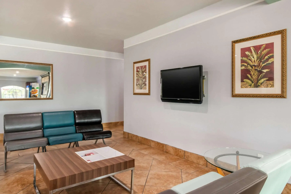 Quality Inn & Suites at The Outlets Mercedes-Weslaco