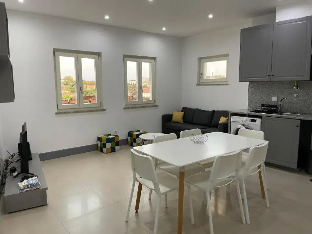 Apartamento, Praça Dom Duarte 8, Viseu, Portugal