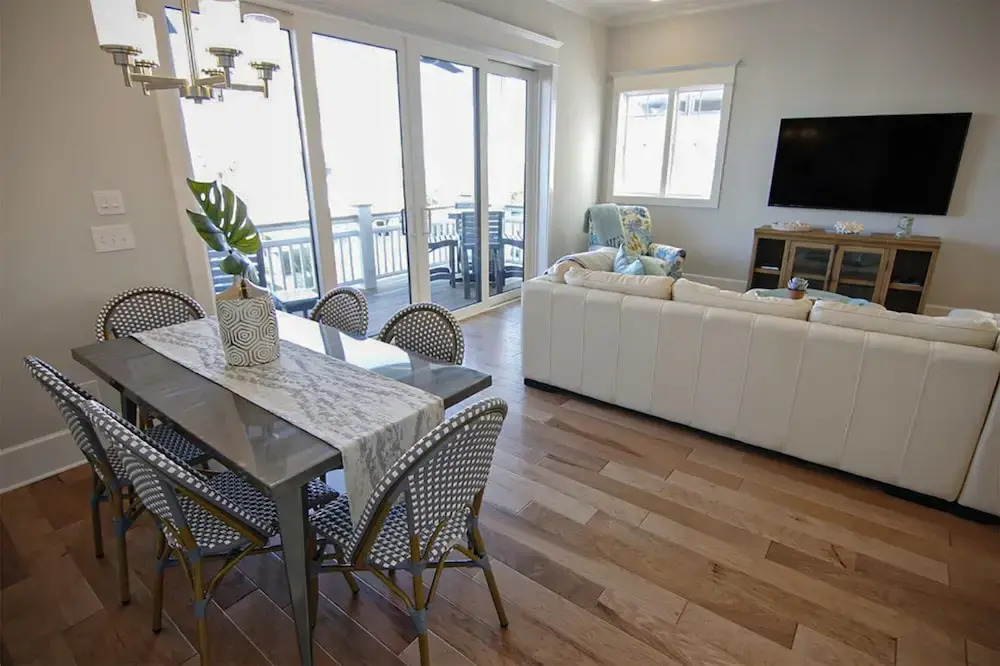 Seagull Street Duplex by Sea Scape Properties
