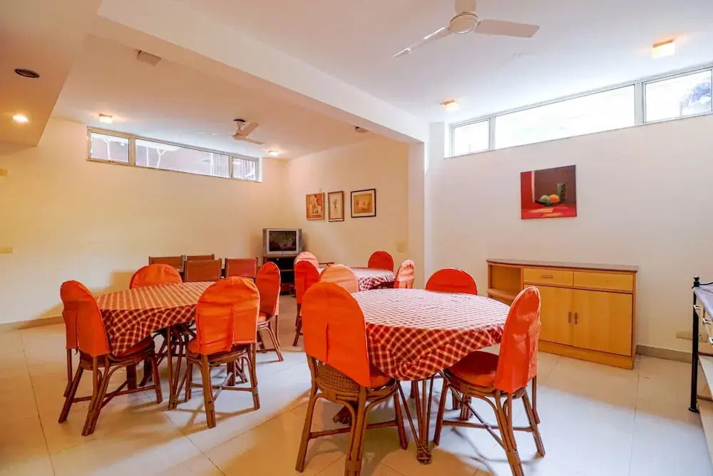 OYO Premium Noida Amity