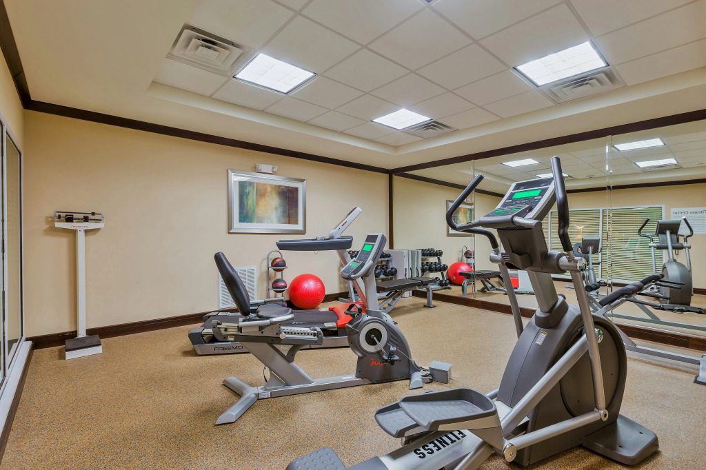 Holiday Inn Express and Suites Alpine by IHG