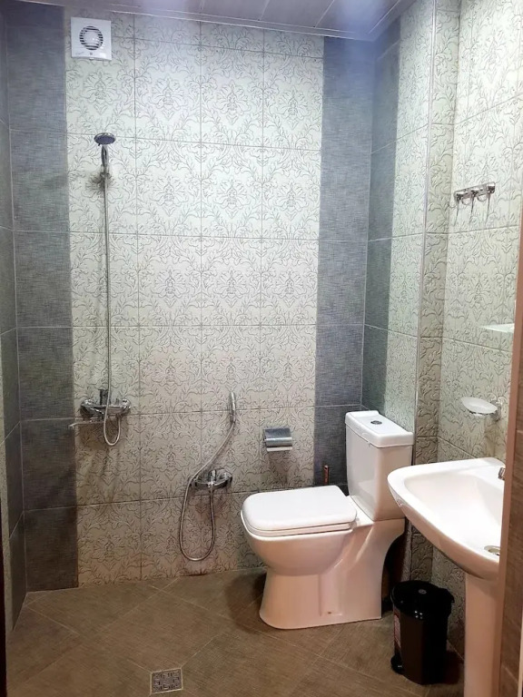 Baku Rest Hotel