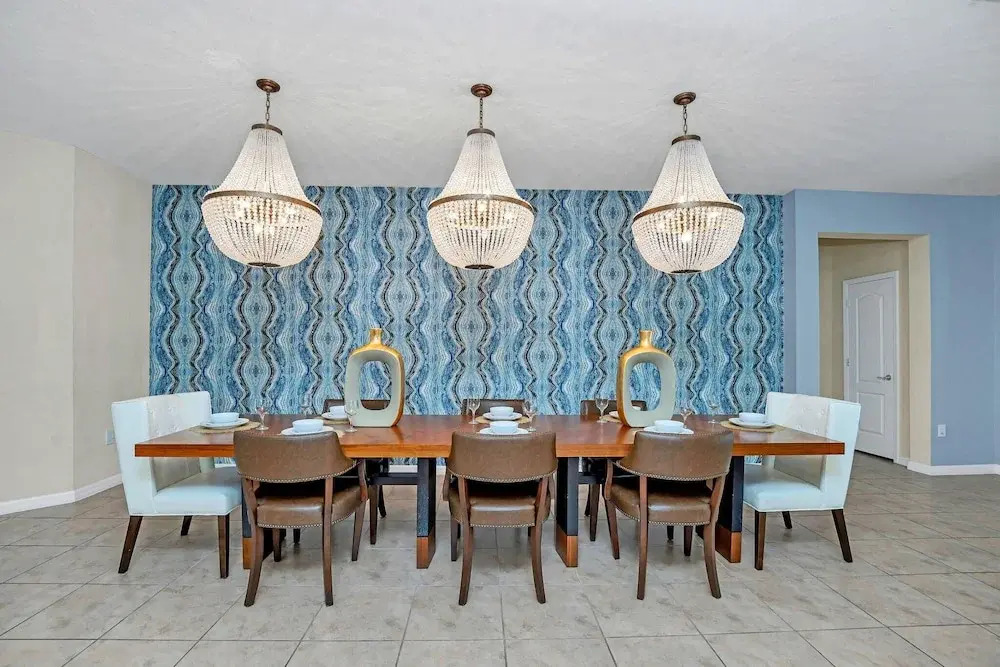 Perfect Location, Beautiful and Spacious 8BD Home, Free Waterpark! #8so884