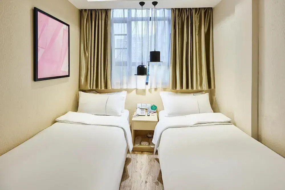 Jiangxia Business Hotel