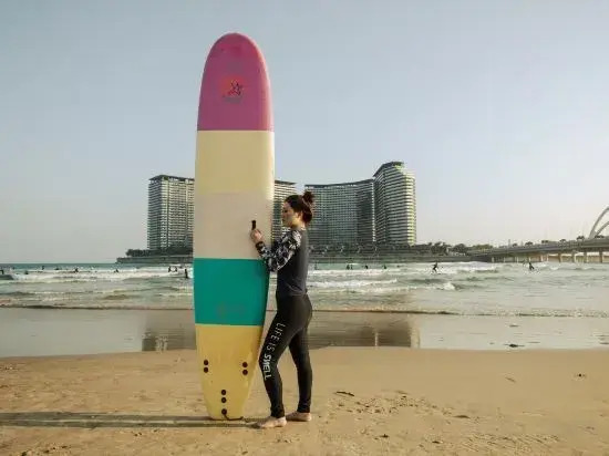 Liwo Surfing Seaview Hotel