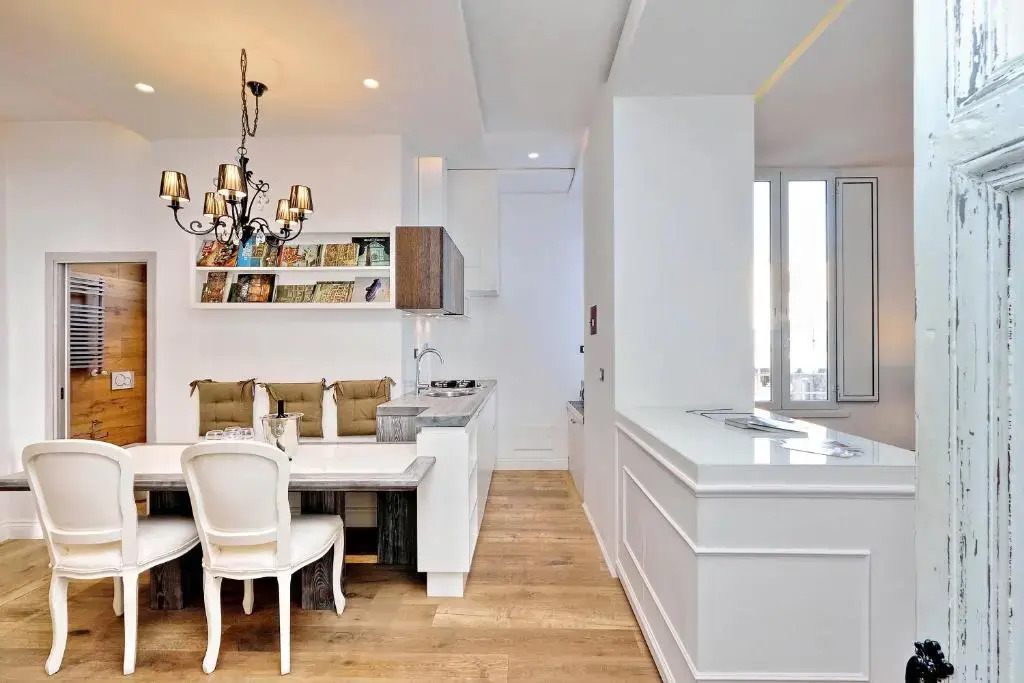 Design Apartment Paulina 300 mt from Colosseum