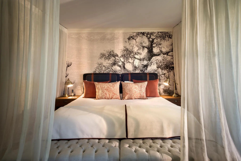 Anantara Stanley & Livingstone Victoria Falls Hotel