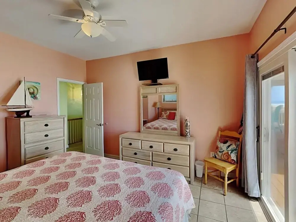 Sunshiny Daze by Topsail Realty