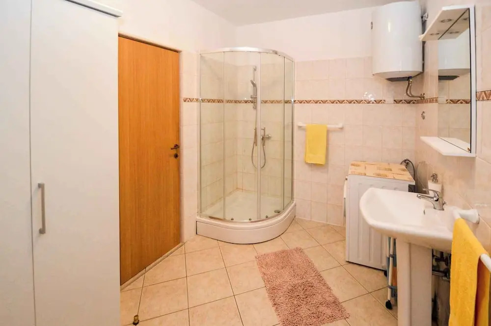 Apartments in Stinjan/istrien 8432