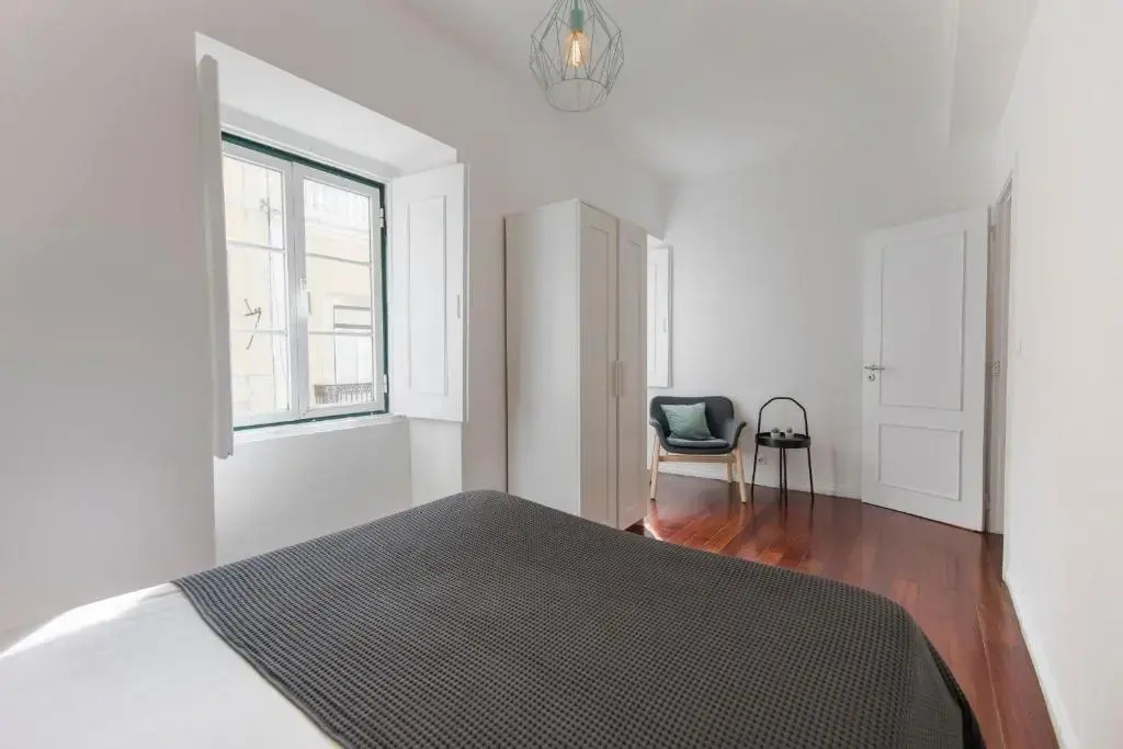 LovelyStay - Bica Patio Duplex