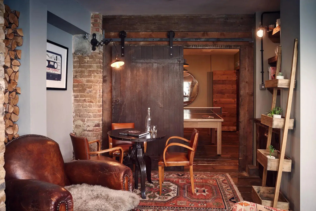 Artist Residence London