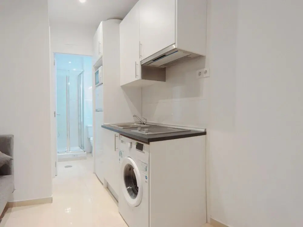 Apartamento interior en bajos cercano al parque Olof Palme AP2