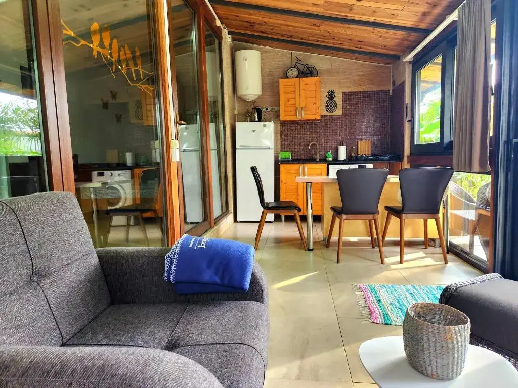 House & Yard Sesil XS 60m to beach