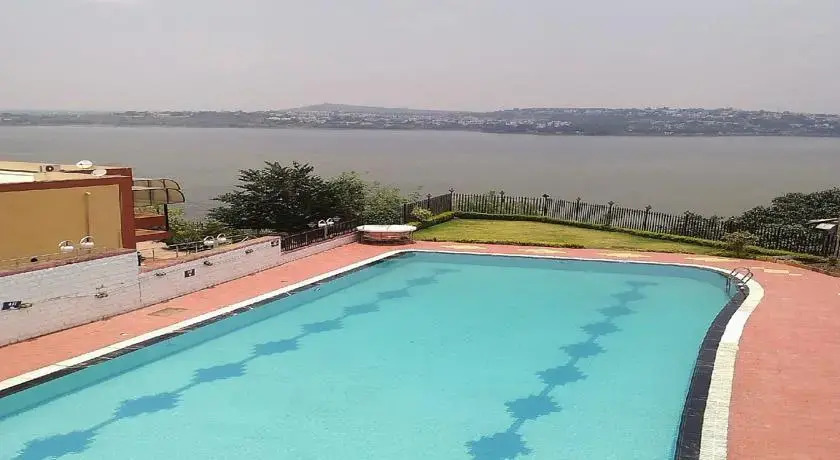 Hotel lake View Ashok