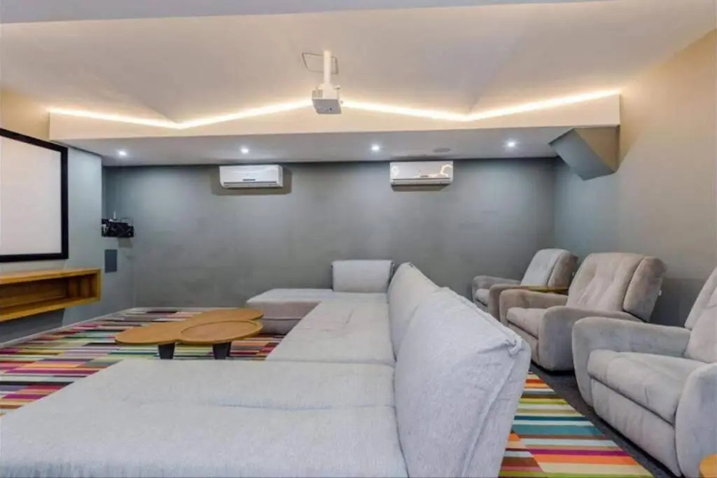 Entire Apartment, Excellent Location The City 1004