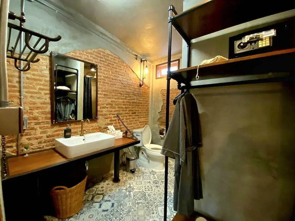 House of Machine Boutique Hotel