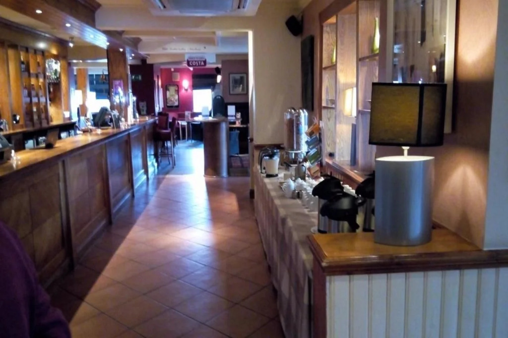 Premier Inn Glasgow - Cambuslang/M74 J2A